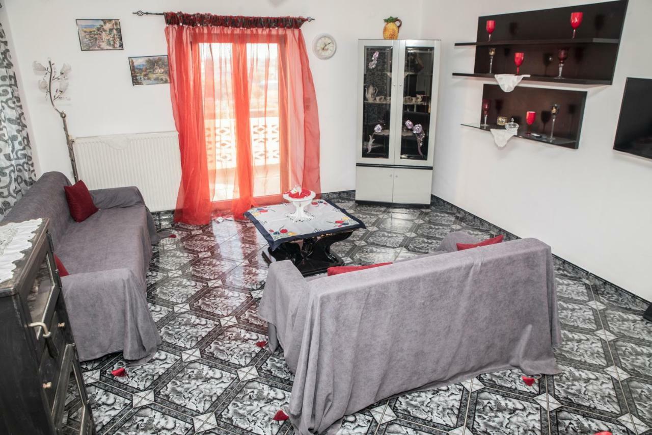 Arena'S Place Tympáki Dış mekan fotoğraf